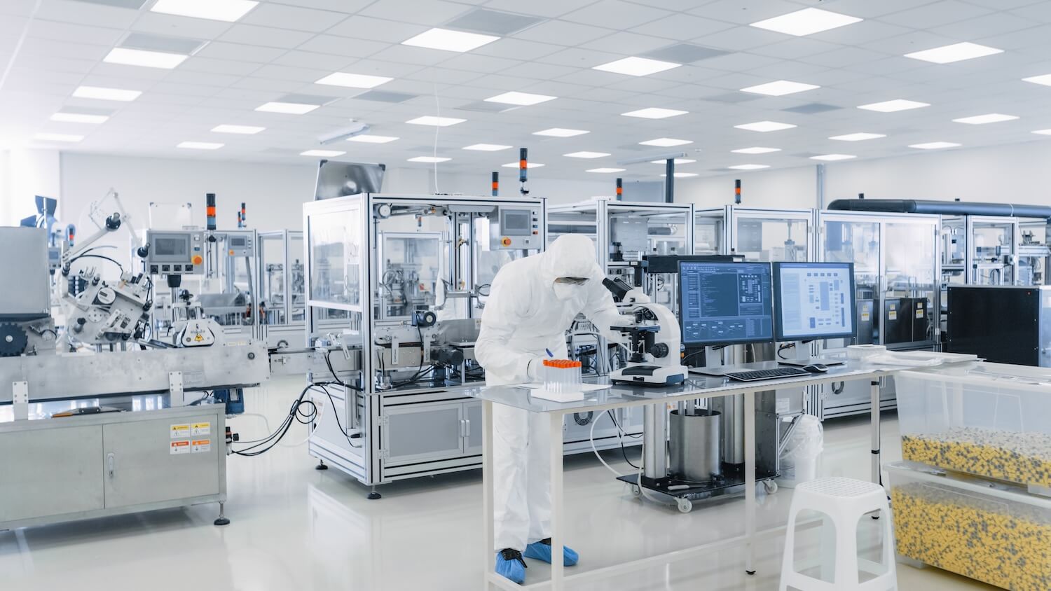 Clean Room Maintenance in pharmazeutical industries